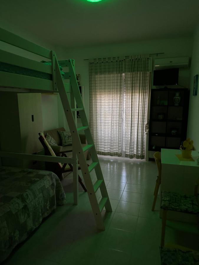 גיארדיני נאקסוס Serena Holiday Home Naxos מראה חיצוני תמונה